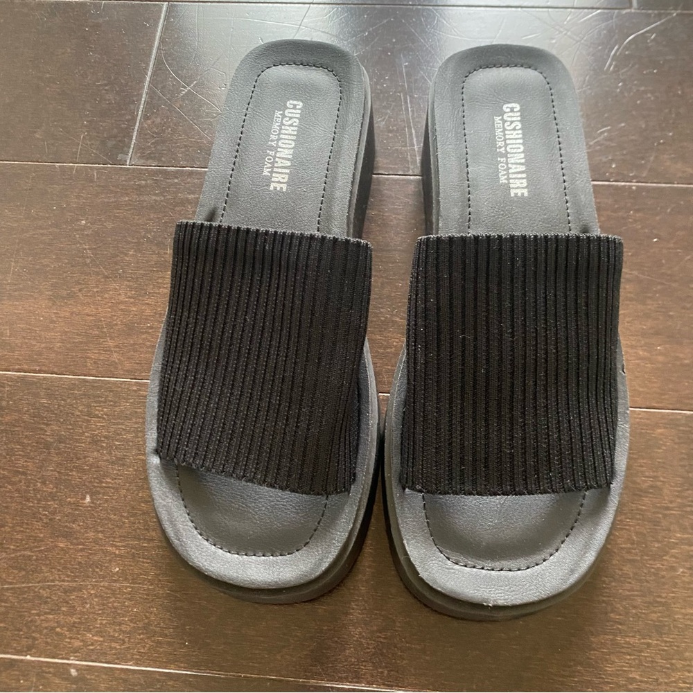 Cushionaire Black Elastic platform sandals Size 9 - Picture 2 of 5